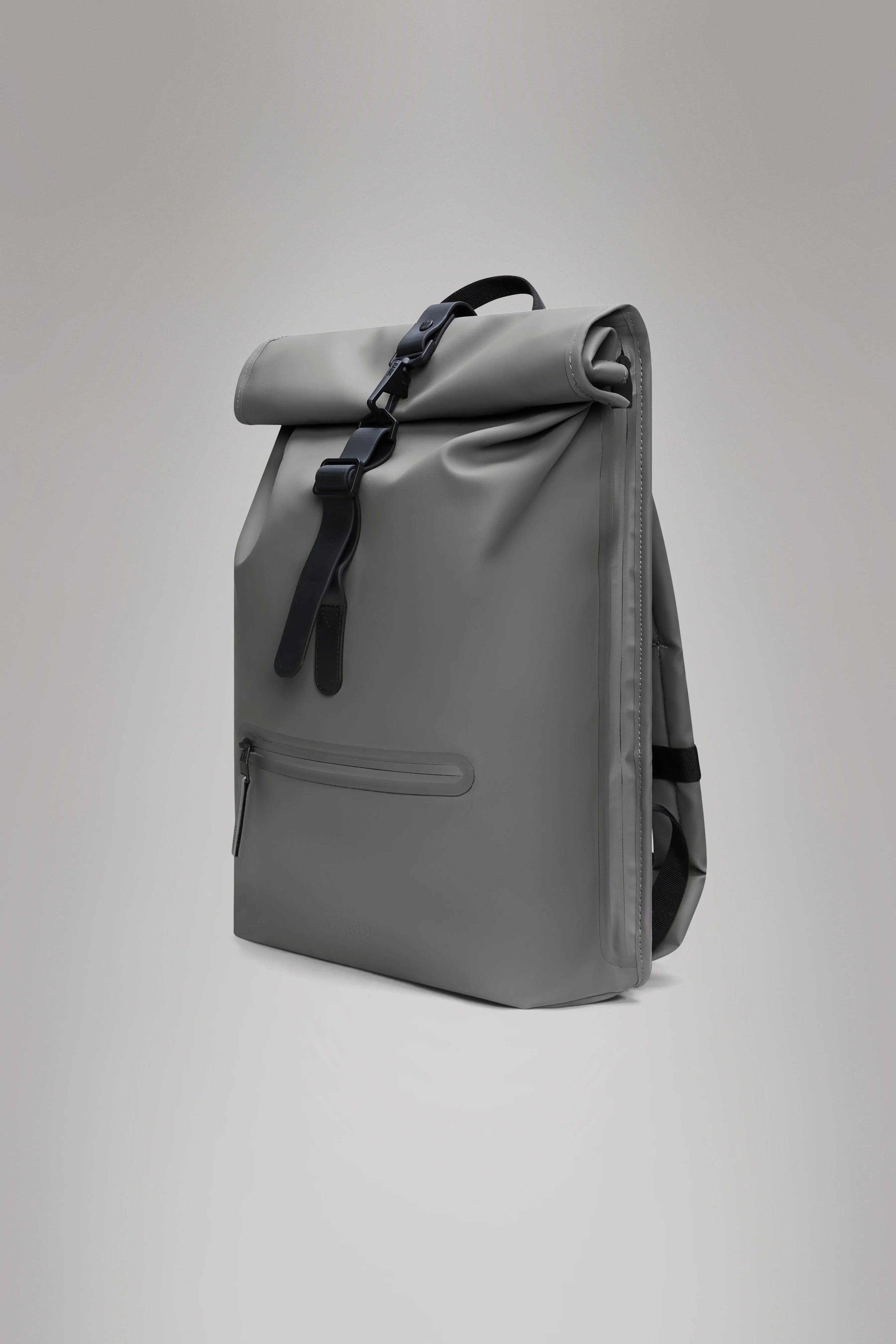 2025 Mochila Rolltop – Mochila Urbana Impermeable con Cierre Enrollable, Compartimento Lateral para Portátil y Correa de Pecho Segura