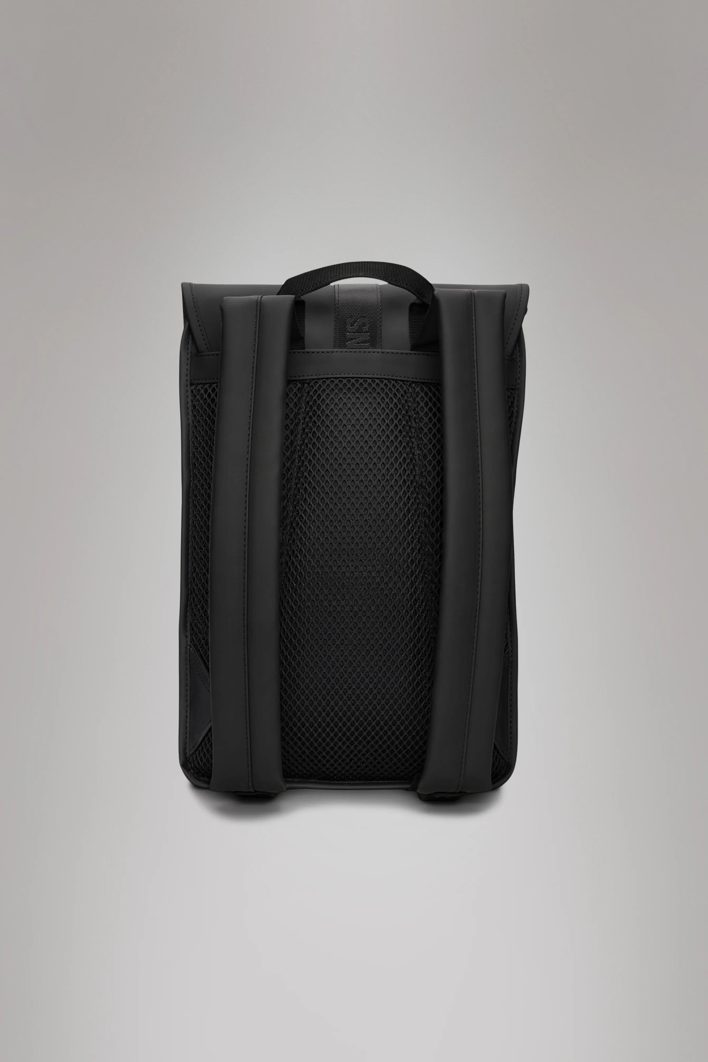 2025 Trail Backpack Mini – Mochila de Día Repelente al Agua (15") con Solapa y Hebilla de Goma – Tejido PU – Compartimento Acolchado para Portátil