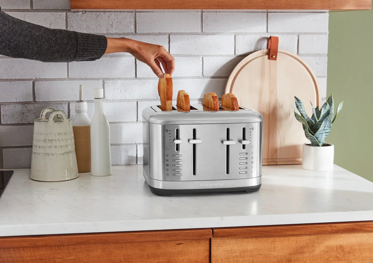 2025 Tostadora Artisan de KitchenAid de 4 ranuras 5KMT4109 – Control manual