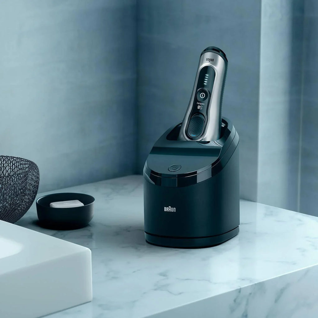 2025 Afeitadora Braun Series 8 8390cc para hombre – Afeitado en seco y húmedo, 100 % resistente al agua, plateado