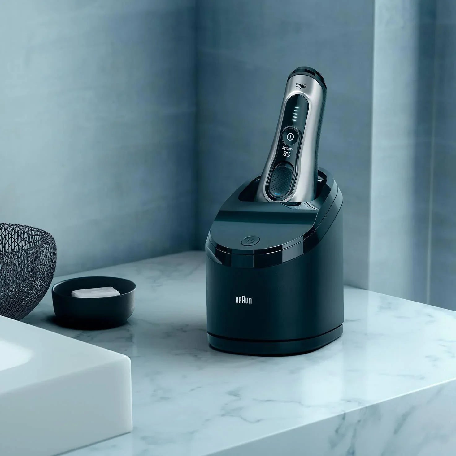 2025 Afeitadora Braun Series 8 8390cc para hombre – Afeitado en seco y húmedo, 100 % resistente al agua, plateado