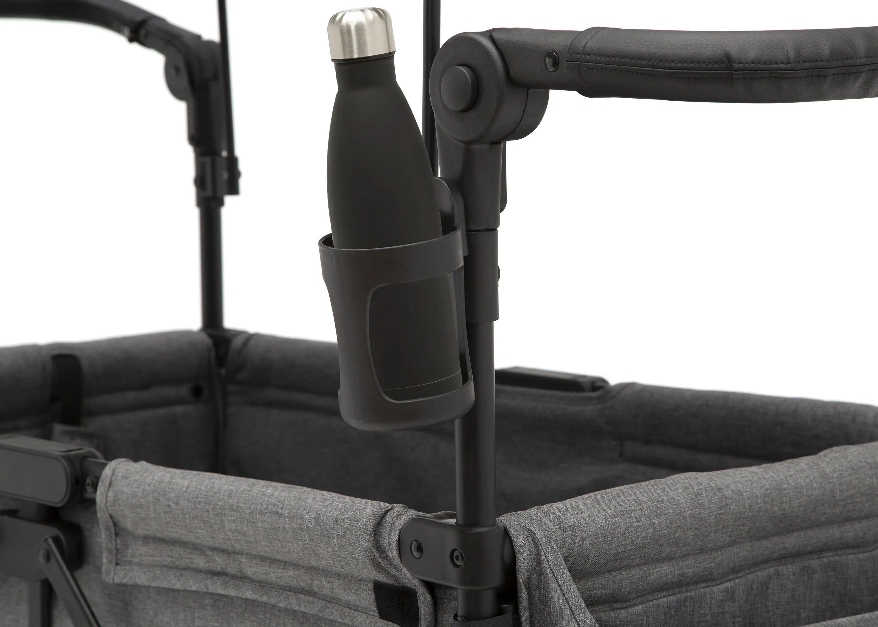 2025 Jeep Wrangler Stroller Wagon de Delta Children – 3 Modos: Portabebés, Cochecito y Carrito, Suspensión, Capota UV, Compatible con Sillas de Auto, Almacenamiento Múltiple, Manillares Ajustables