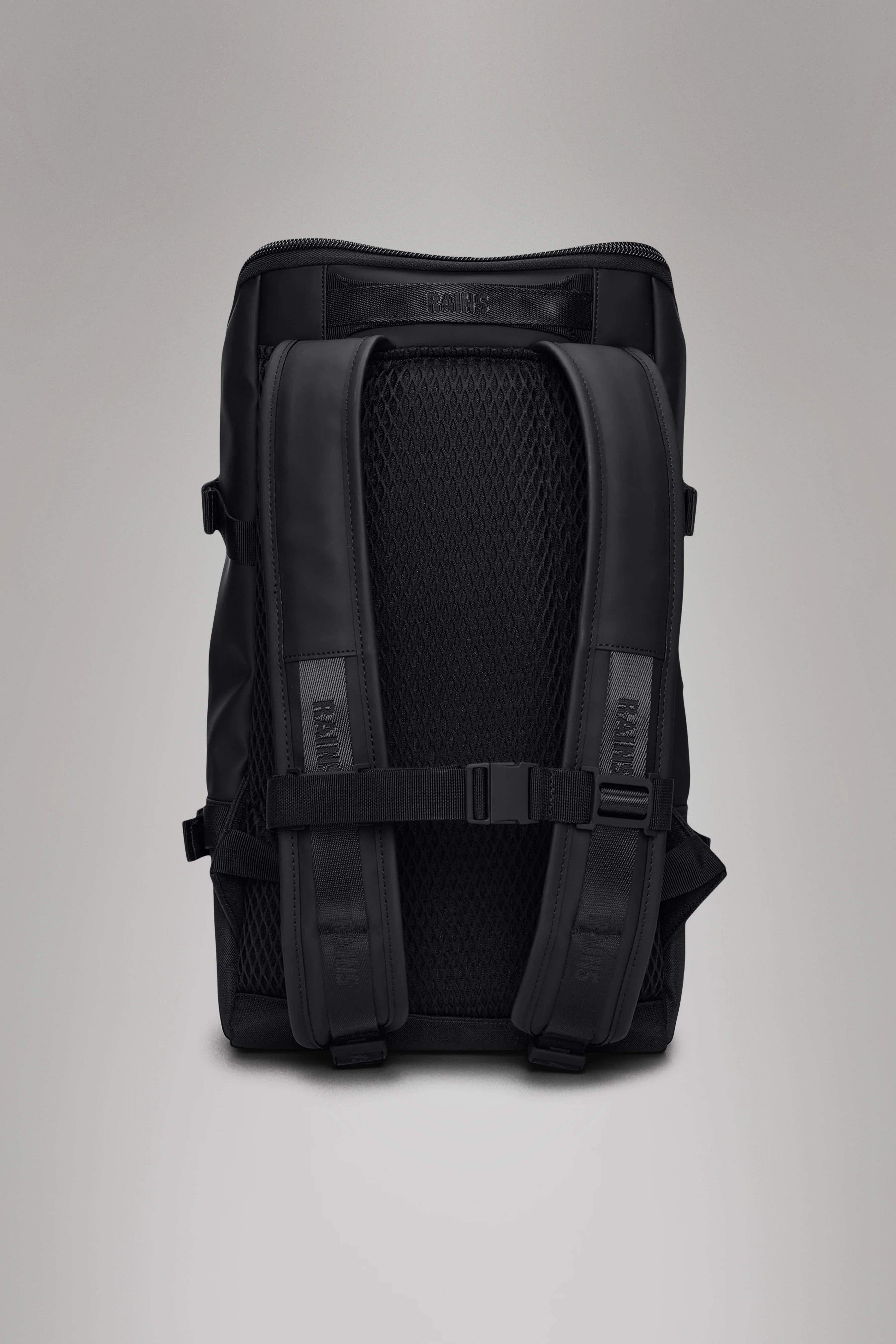 2025 Mochila Trail Cargo – Mochila Versátil y Resistente con Compartimento para Portátil de 13" y Bolsillos Exteriores Adicionales, en Tejido PU Impermeable