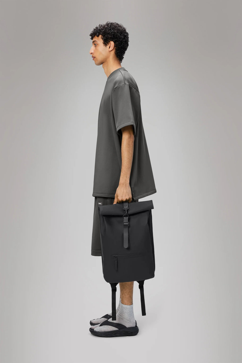 2025 Mochila Rolltop – Mochila Urbana Impermeable con Cierre Enrollable, Compartimento Lateral para Portátil y Correa de Pecho Segura