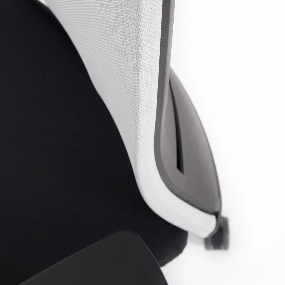 2025 Silla de Oficina Ergonómica con Respaldo de Malla Lento Agilis Matrix MT13 EDICIÓN ESPECIAL Pure Black