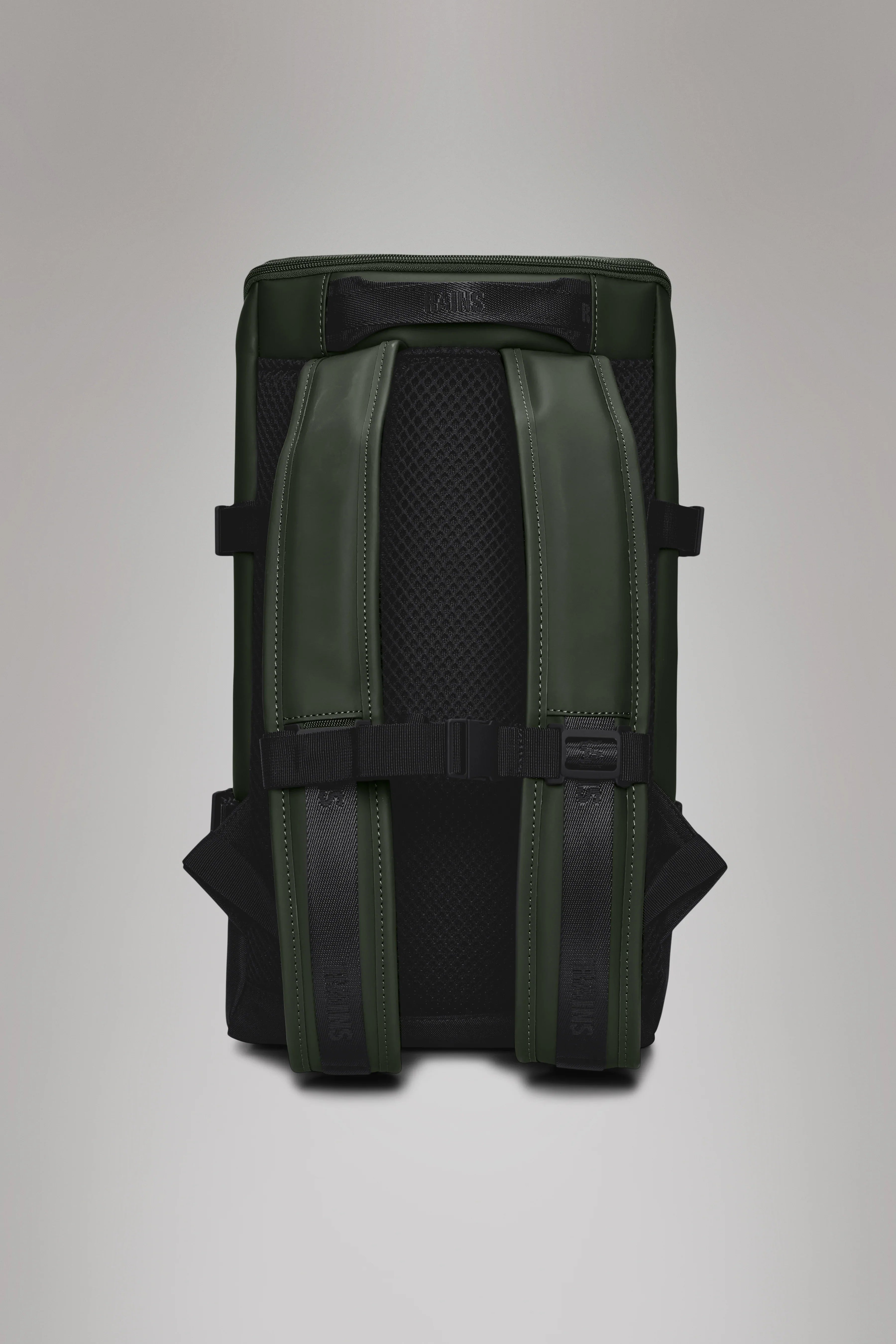 2025 Mochila Trail Cargo – Mochila Versátil y Resistente con Compartimento para Portátil de 13" y Bolsillos Exteriores Adicionales, en Tejido PU Impermeable