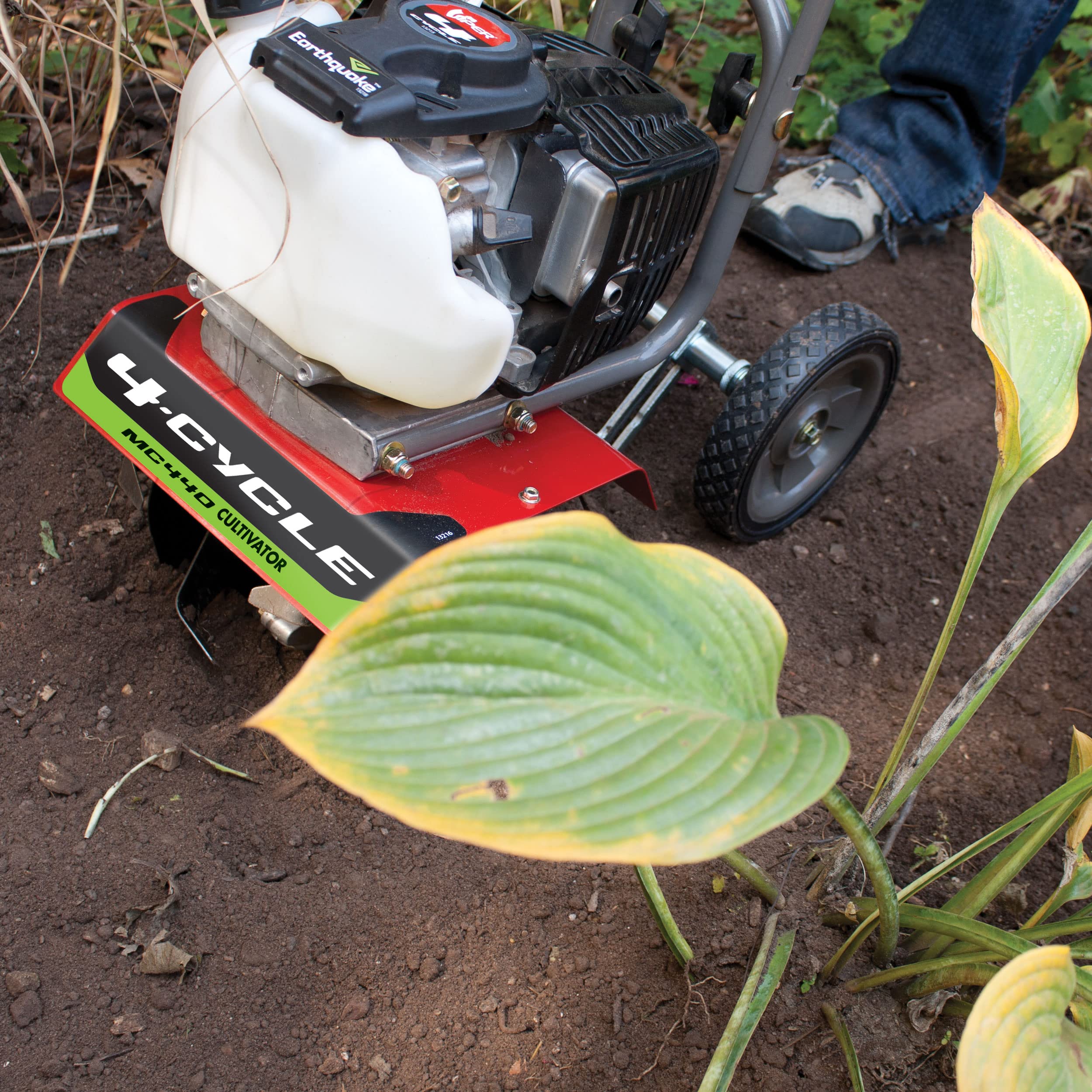2025 Earthquake 12802 Cultivador con Motor de 4 Ciclos