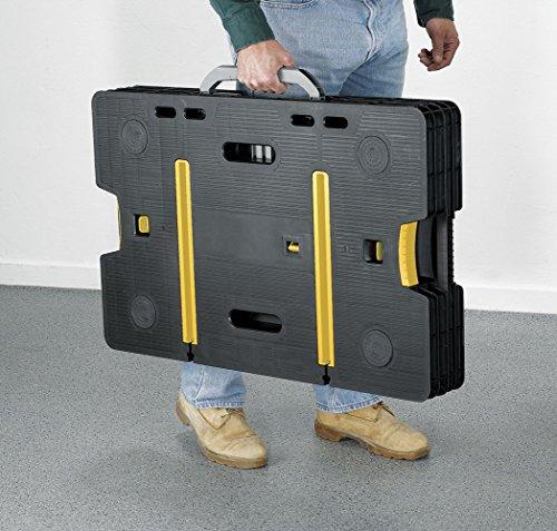 Keter – Mesa de Trabajo Plegable para Banco de Sierra de Ingletes, Herramientas y Accesorios de Carpintería con Abrazaderas de Madera de 12 Pulgadas Incluidas – Almacenamiento Fácil para el Garaje, Negro/Amarillo