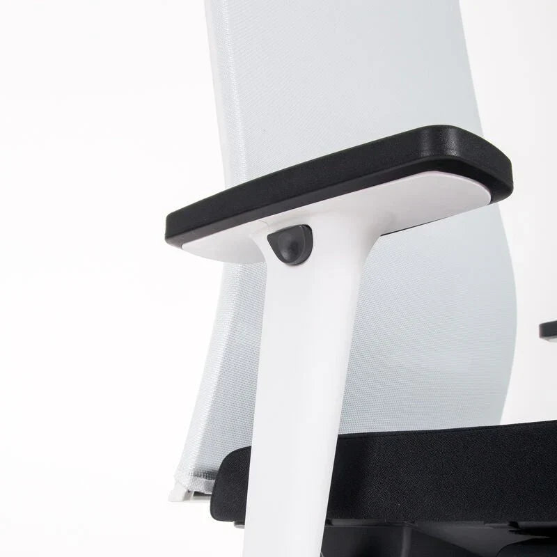 2025 Silla de Oficina Ergonómica con Respaldo de Malla lento Agilis Matrix MT12 EDICIÓN ESPECIAL Pure Black