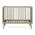 2025 Cuna Quax Flow – 60x120 cm | Greige y madera de haya | Altura ajustable, certificación FSC | Con somier, sin colchón