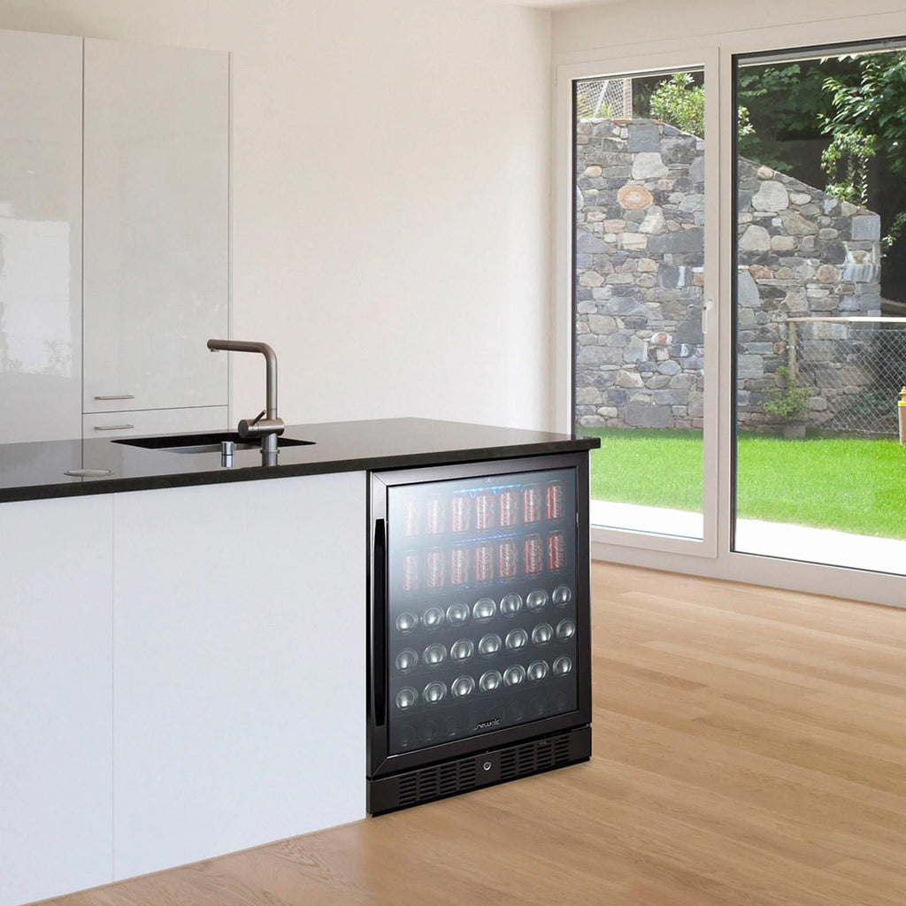2025 Refrigerador Empotrable Newair® de 177 Latas – 24” – Acero Inoxidable Negro